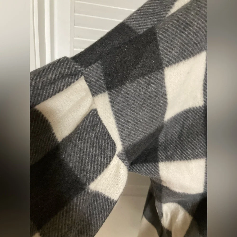 EC Glitzy Girlz Open Winter  Cardigan Plus Size 2X - Picture 7 of 12